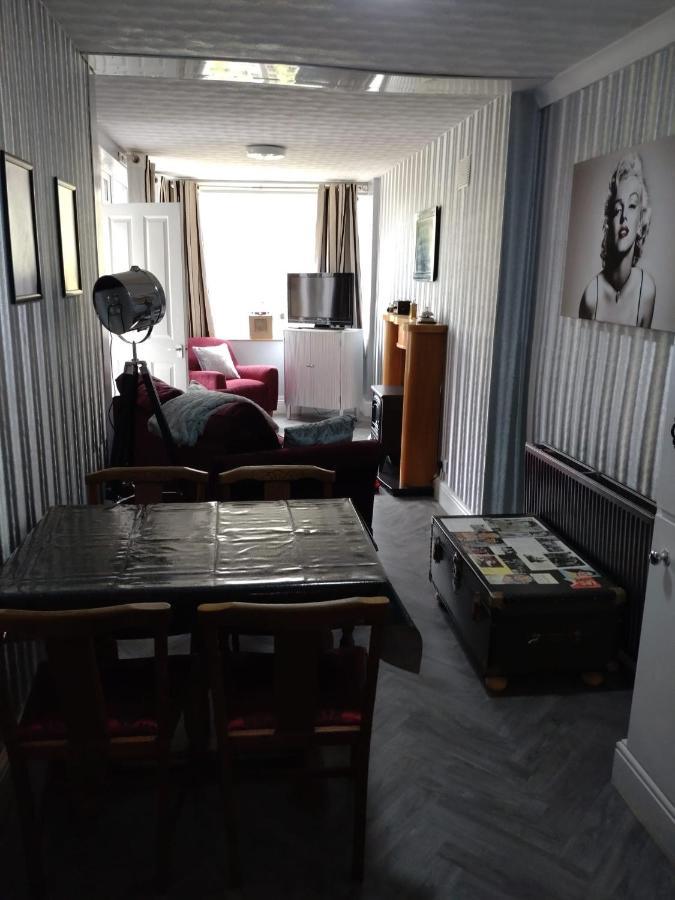 Valley View Retreat สการ์โบโรห์ ภายนอก รูปภาพ
